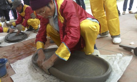 Pháo đền (Bài đọc hiểu tiếng Việt lớp 4 - đề số 8)